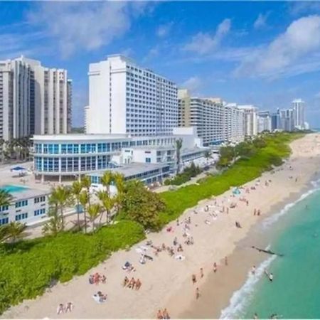 Modern Studio In Miami Beach Aparthotel Exterior photo